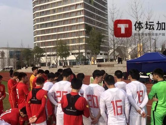 北京时间4:00欧冠A组第六轮，曼联主场迎战拜仁。